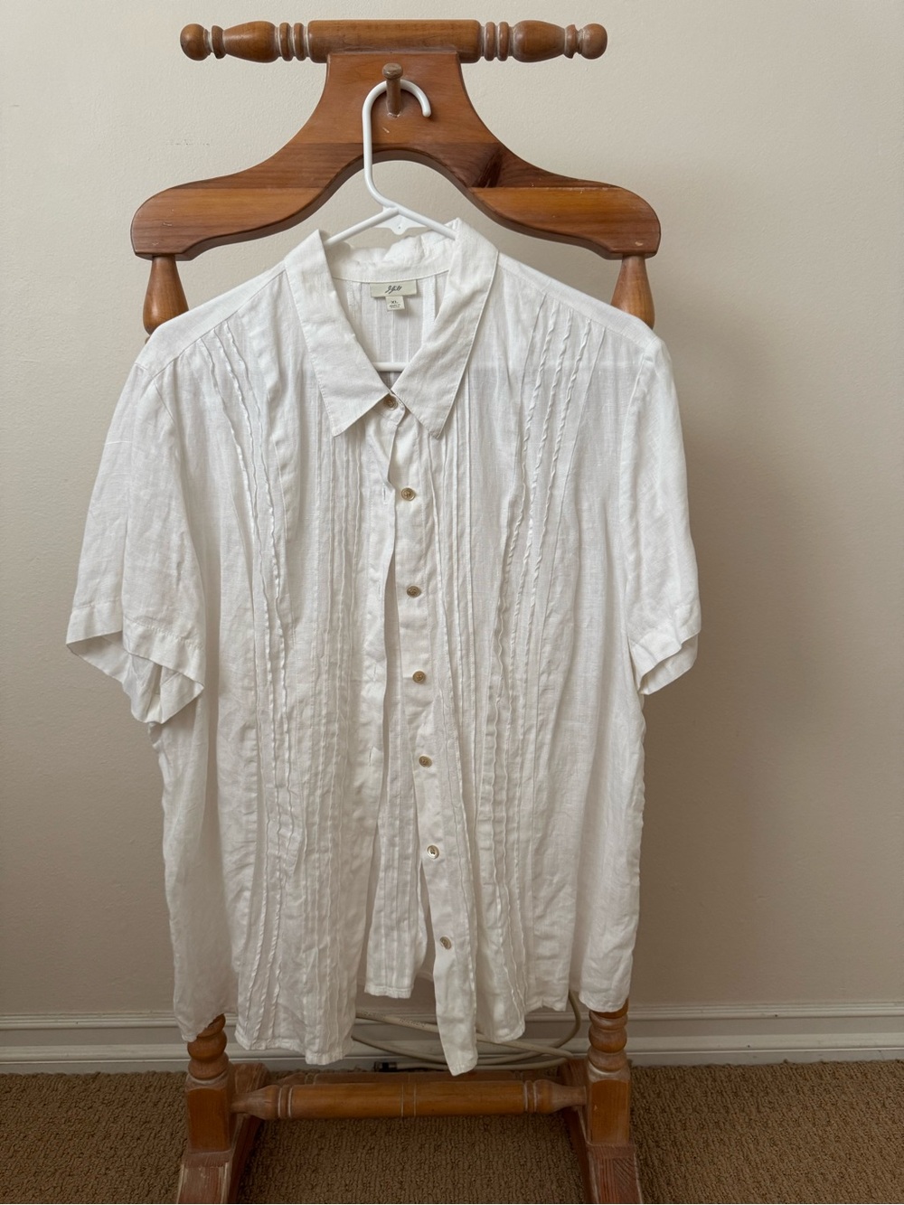 J. Jill Cream Pintuck Short Sleeve Button Front Blouse